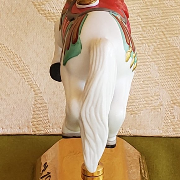 Hallmark Keepsake Horse Carousel Tree Ornament or Table Display Dated 1992 - Picture 3 of 13